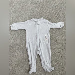 Kissy Kissy Sophia La Giraffe pajama